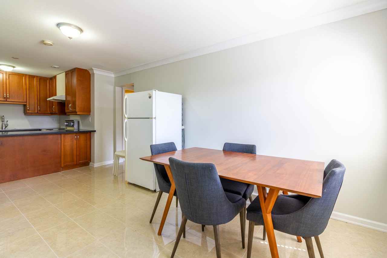 5100 Frances St - Photo 3 of 14