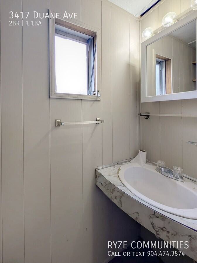 3417 Duane Ave - Photo 7 of 12