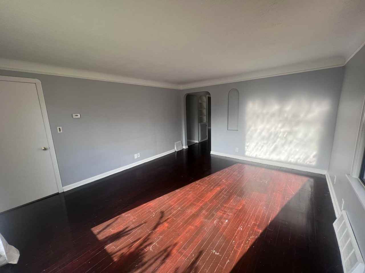 3658 W 107th St Lowr - Photo 4 of 11