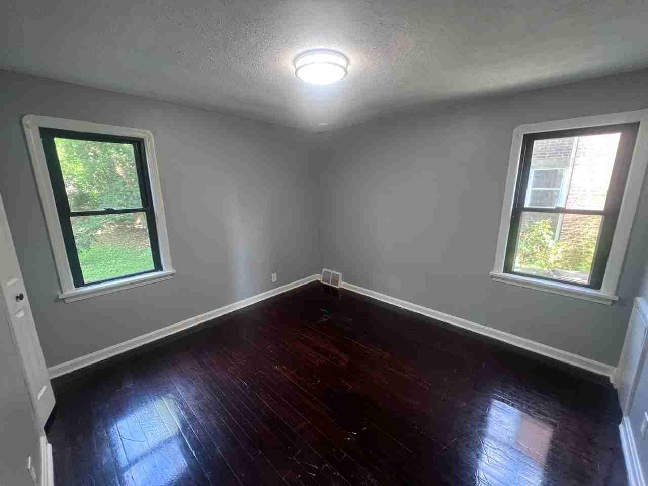 3658 W 107th St Lowr - Photo 7 of 11