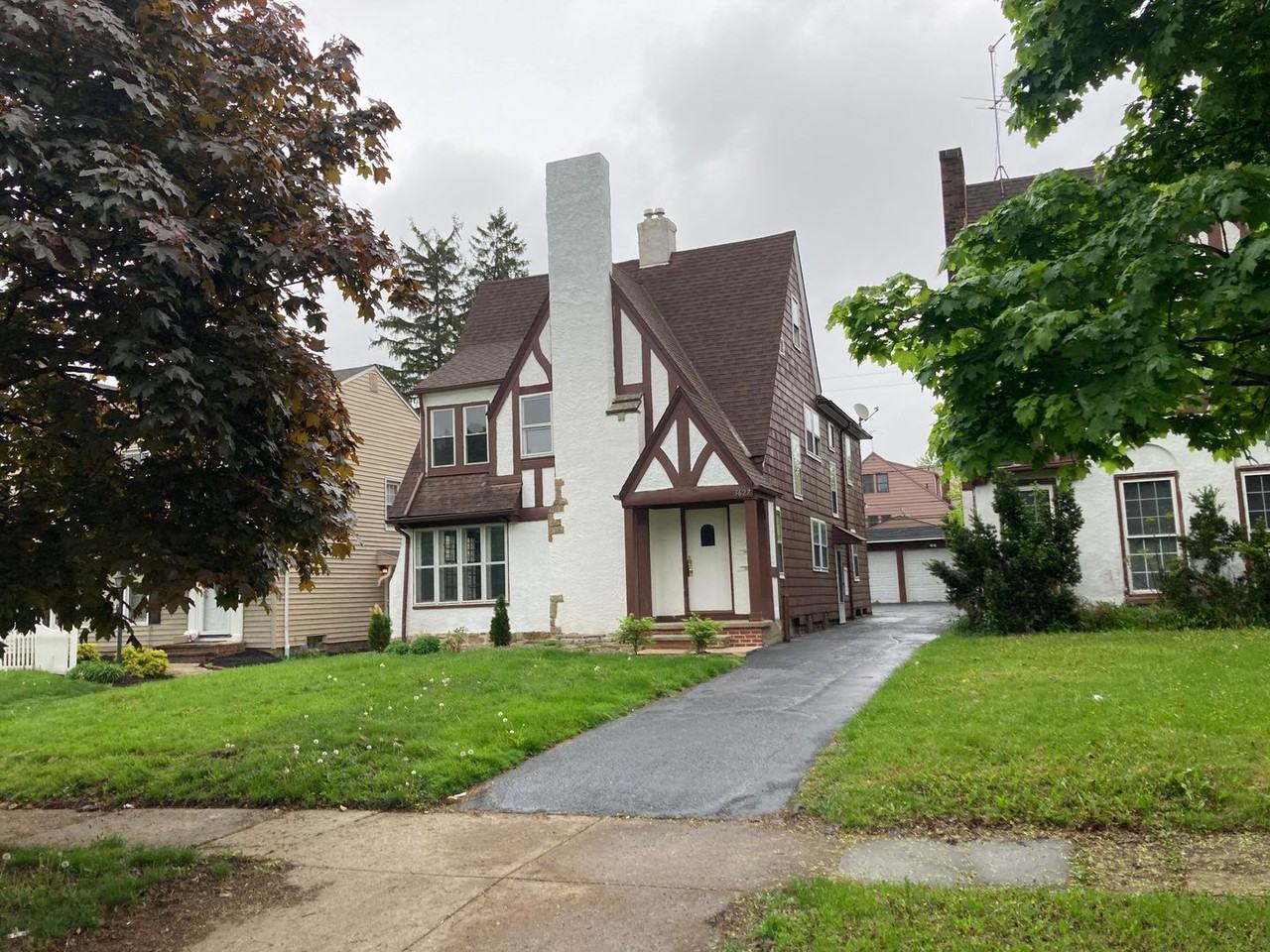 3627 Lindholm Rd Lowr - Photo 3 of 23