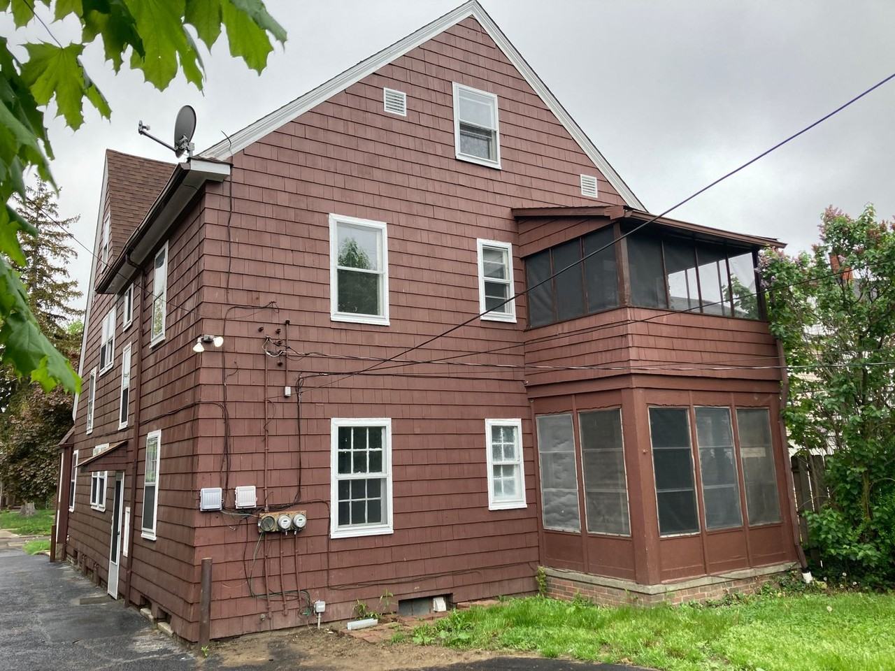 3627 Lindholm Rd Lowr - Photo 4 of 23