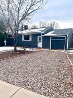 featured image of 324 Davie Dr