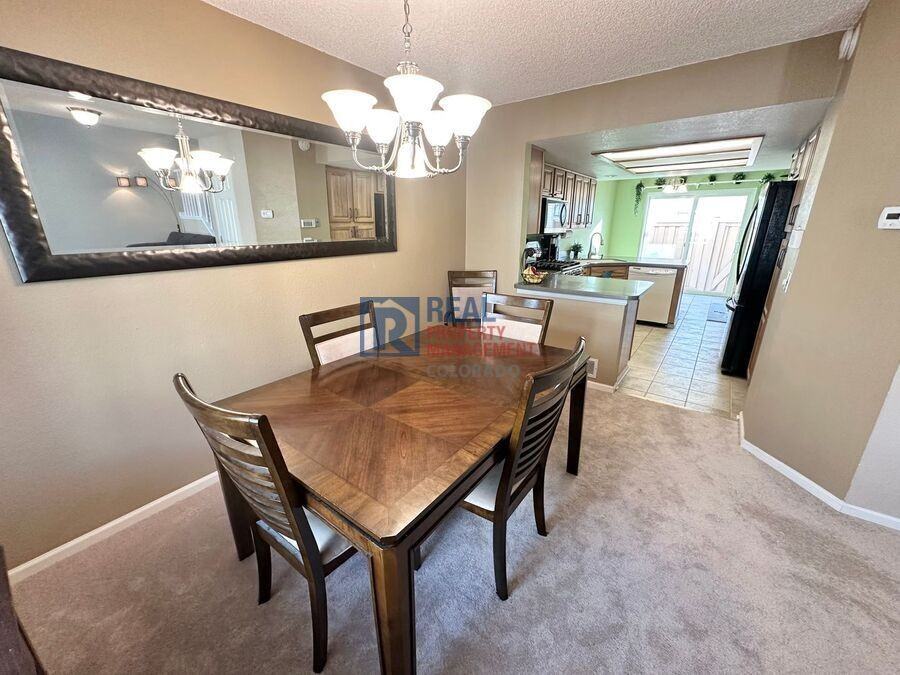 2032 S Xenia Way - Photo 5 of 25