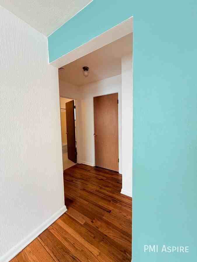 24 S Pennsylvania St #3 - Photo 6 of 11