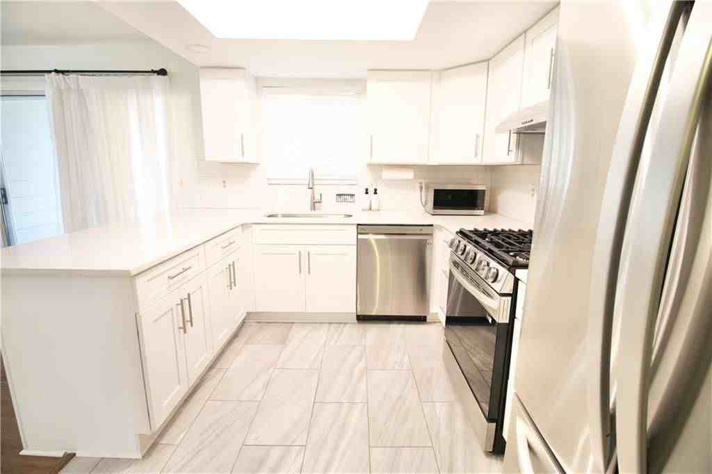 34 Little Silver Ct Se - Photo 2 of 25