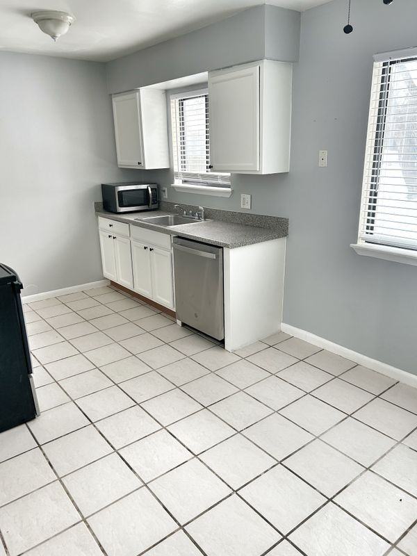 20137 Cumberland Ct - Photo 3 of 21