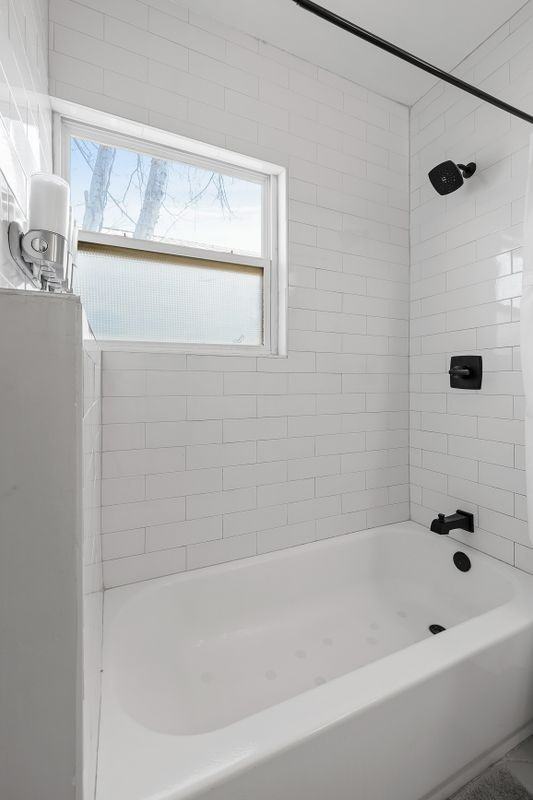 106 Mcmillen St ##B - Photo 5 of 27