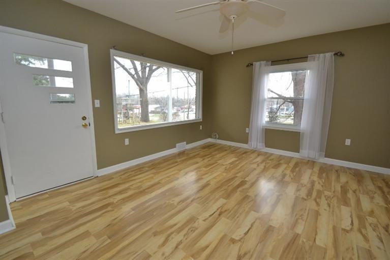 804 Austin Dr - Photo 3 of 37