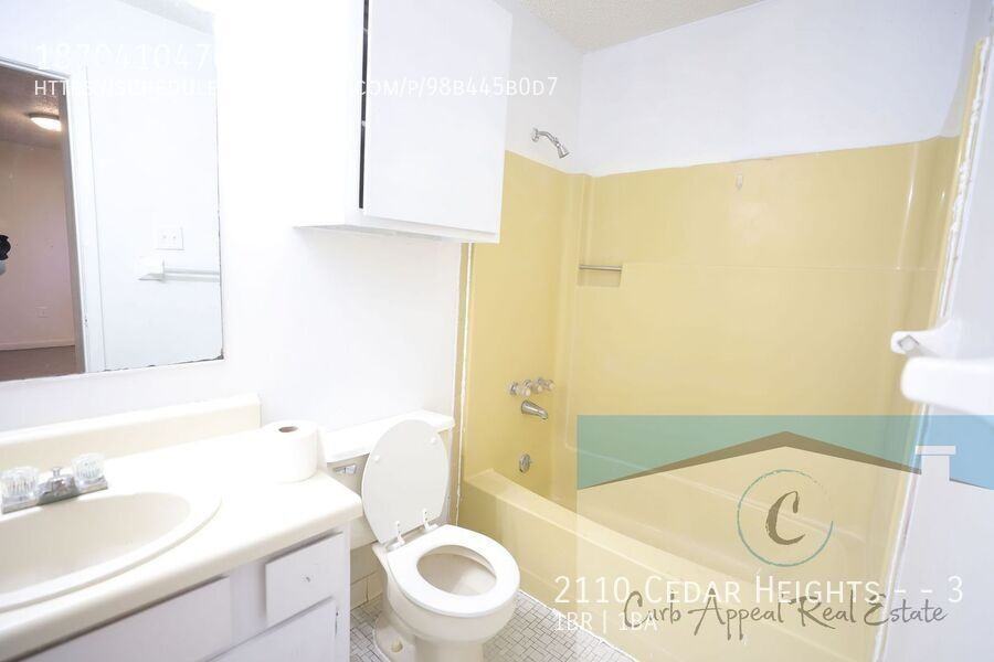 2110 Cedar Heights Dr #3 - Photo 4 of 10