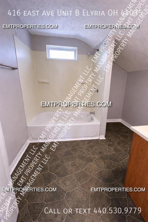 416 East Ave Apt B #B - Photo 4 of 6