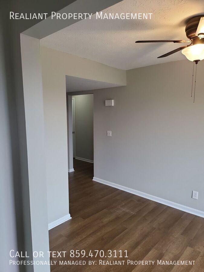 425 Lenney Dr #3 - Photo 2 of 10