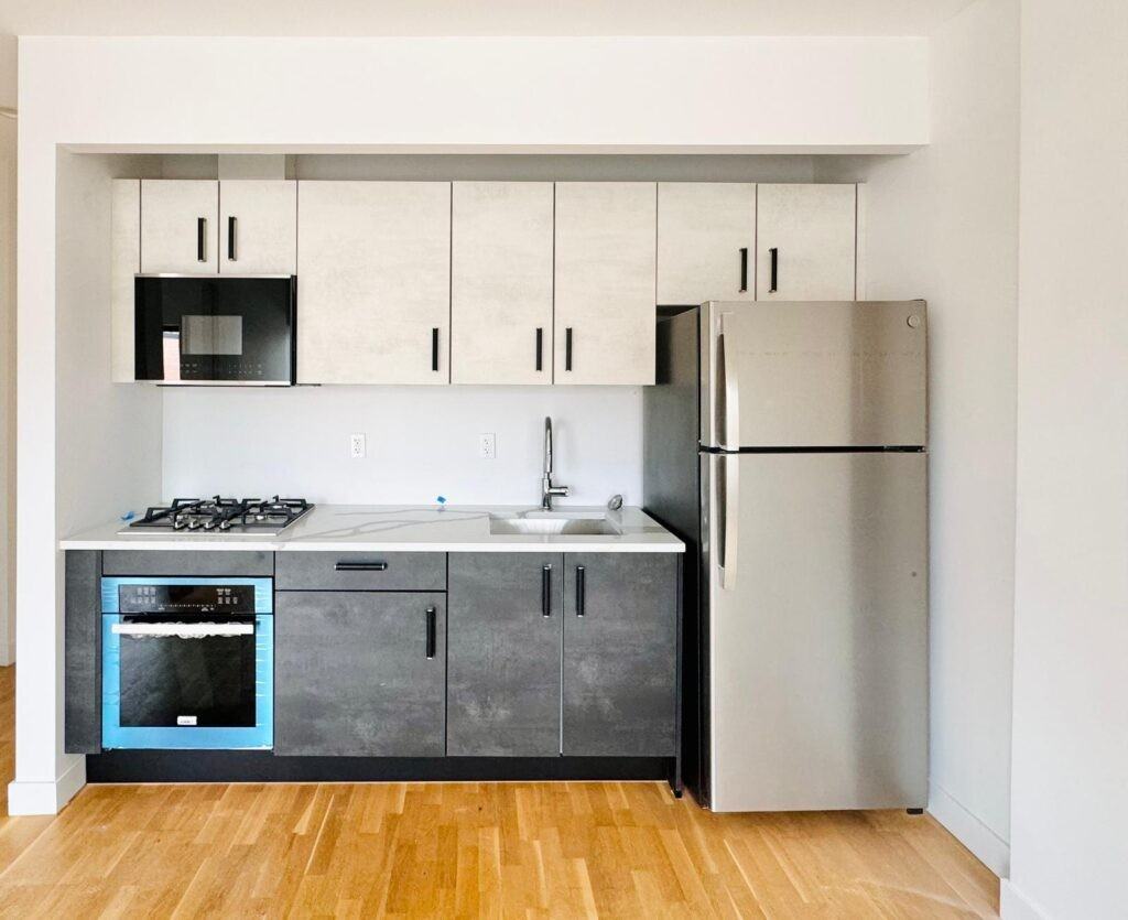 251 DeKalb Avenue #674 - Photo 4 of 8