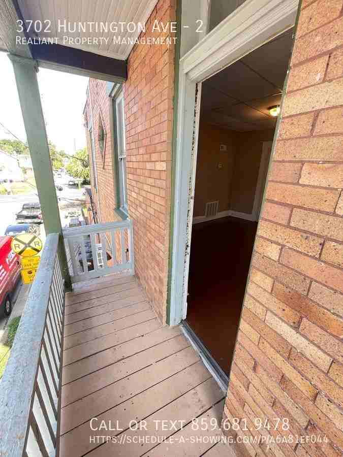 3702 Huntington Ave #2 - Photo 2 of 36