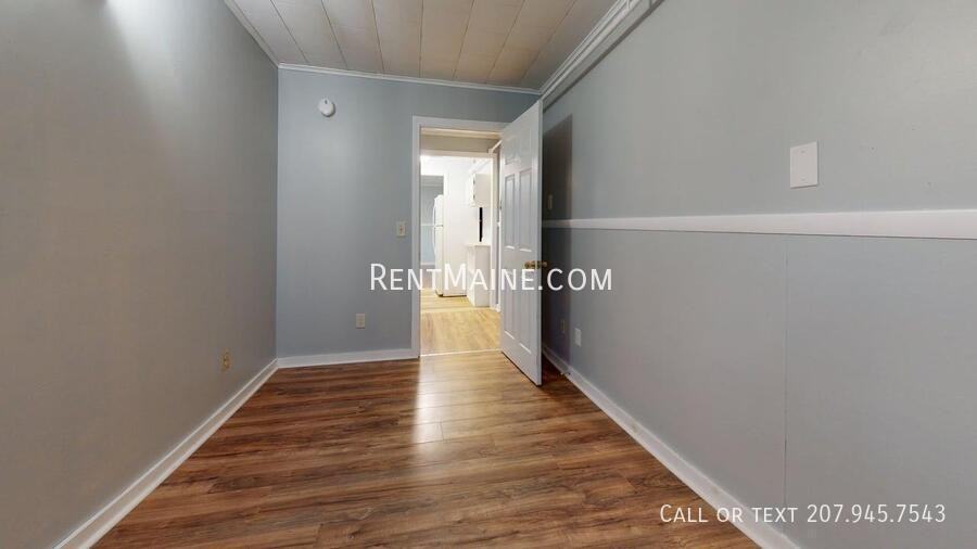 513 Main St #6 - Photo 5 of 11