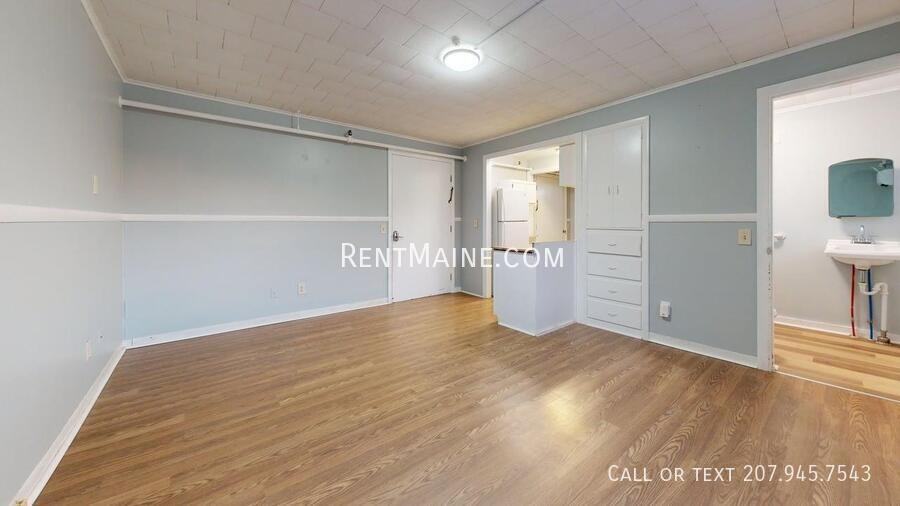 513 Main St #6 - Photo 7 of 11