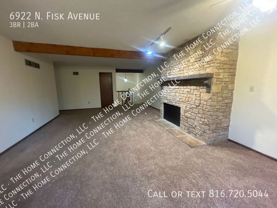 6922 N Fisk Ave - Photo 2 of 18