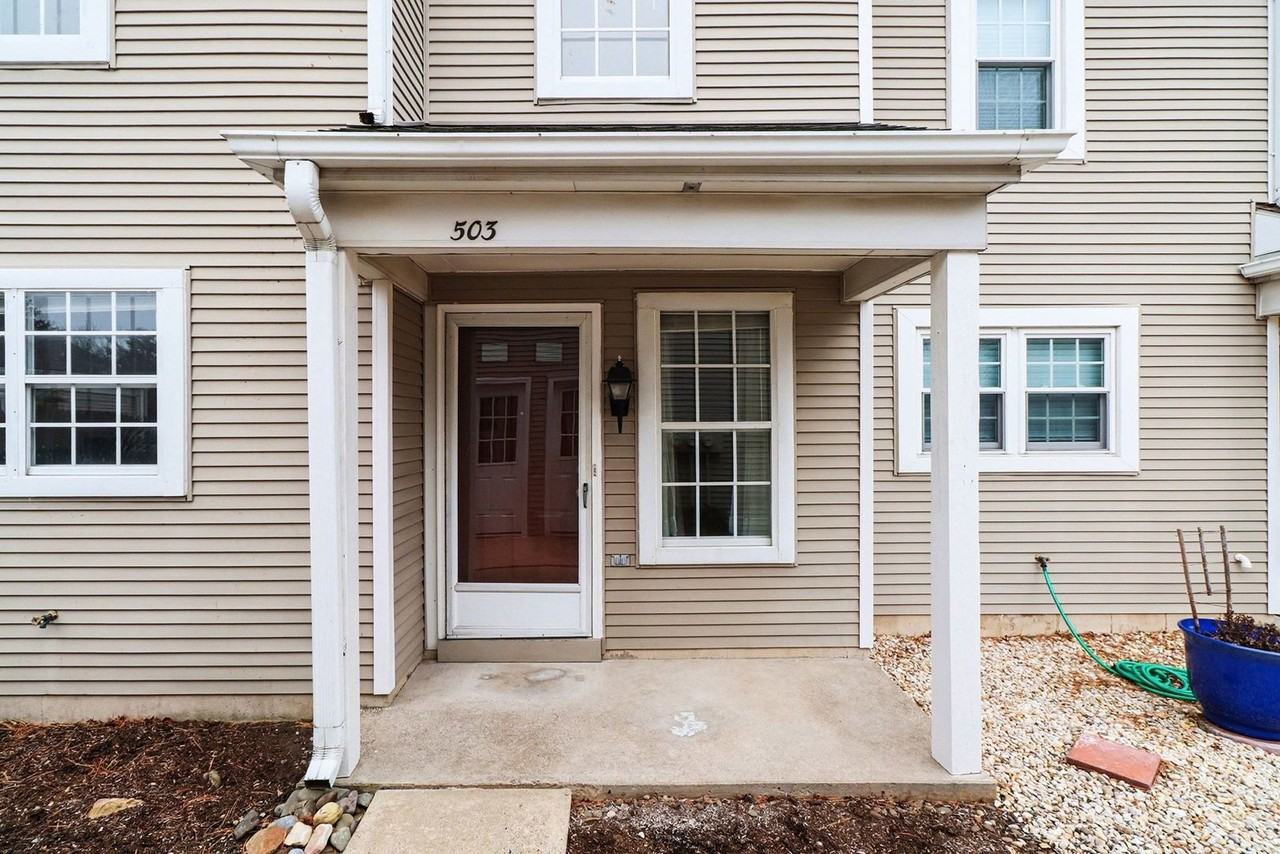 503 Barrington Ct - Photo 3 of 30