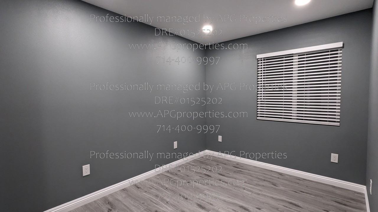 7432 Franklin St A BP S - Photo 3 of 17