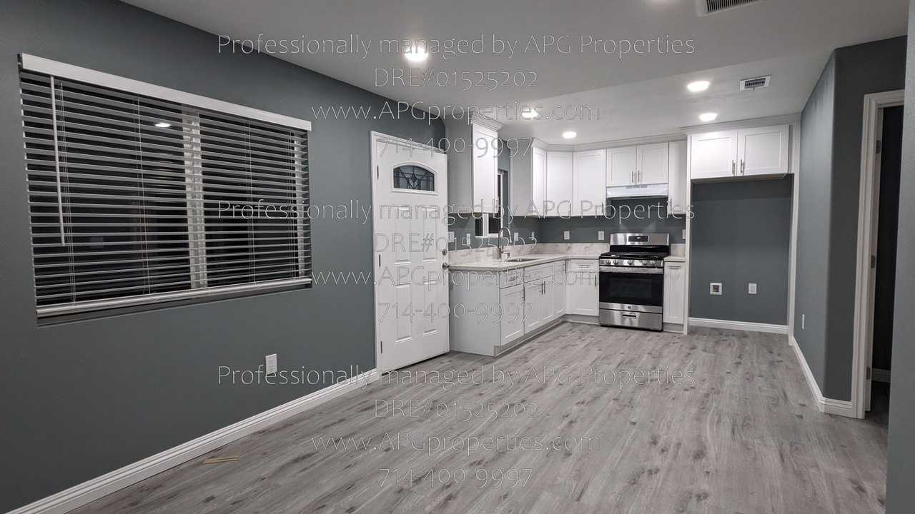 7432 Franklin St A BP S - Photo 4 of 17