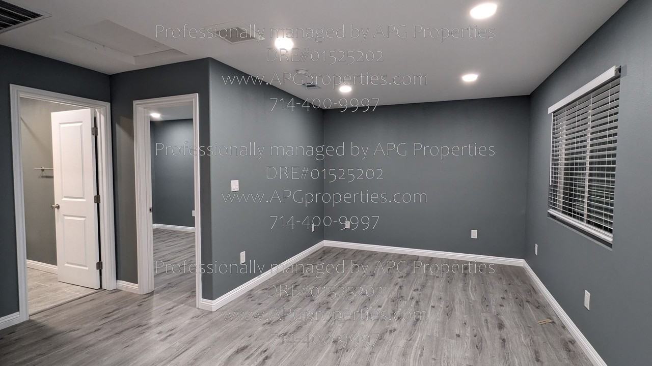 7432 Franklin St A BP S - Photo 5 of 17