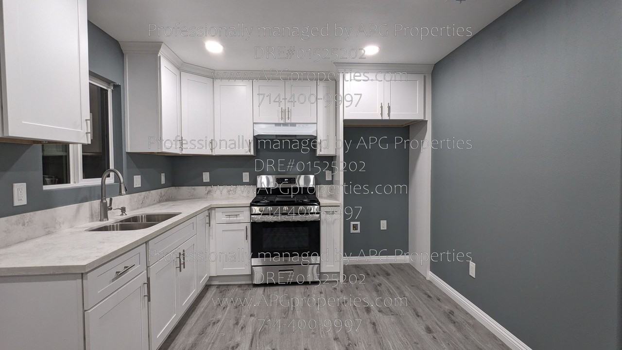 7432 Franklin St A BP S - Photo 7 of 17