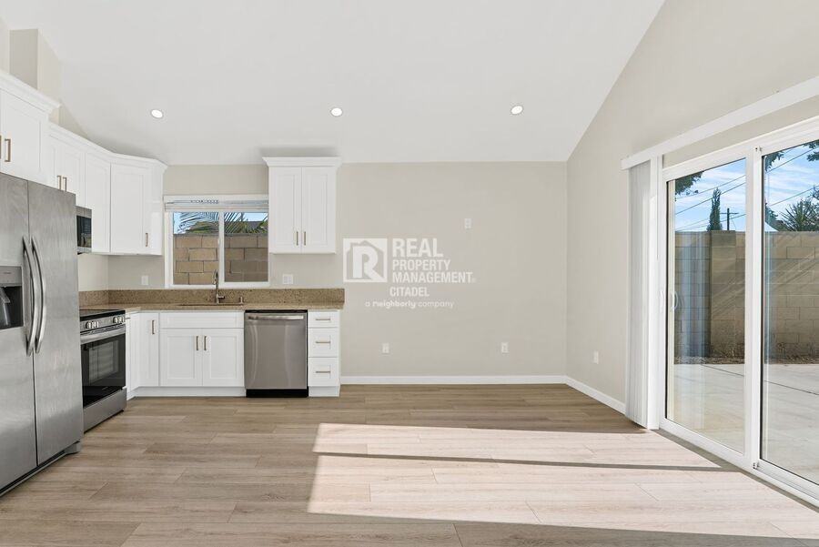 996 S Siet Pl #A - Photo 3 of 26