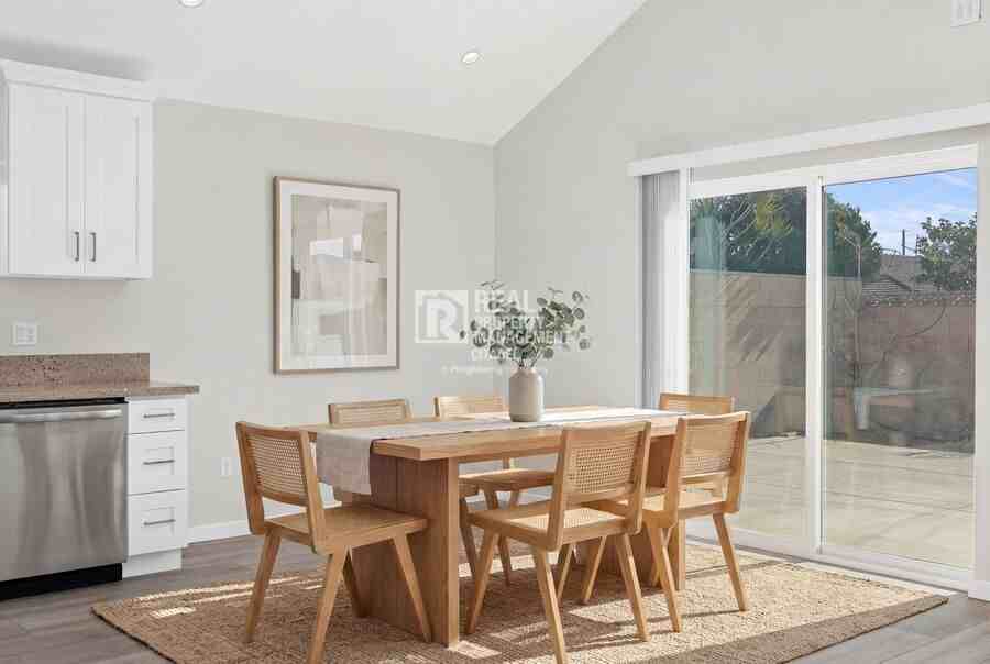 996 S Siet Pl #A - Photo 7 of 26