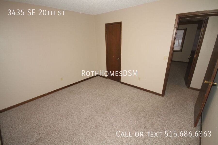 3435 Se 20th St - Photo 5 of 15