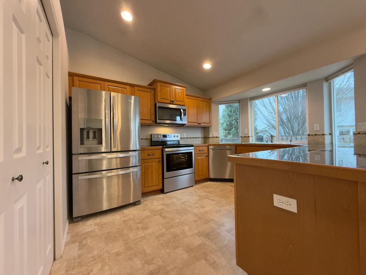 Terra Vis - Photo 7 of 24