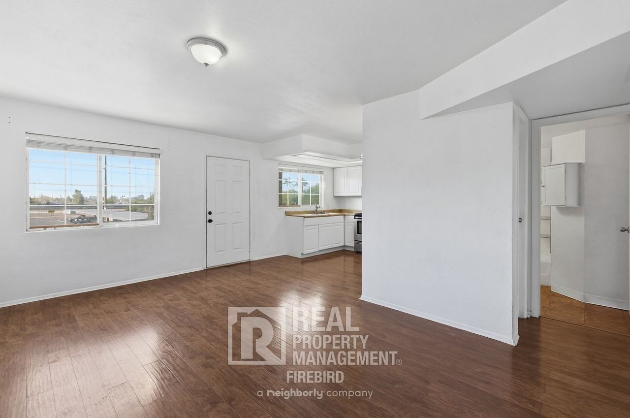 45 N Phyllis #209 - Photo 6 of 18