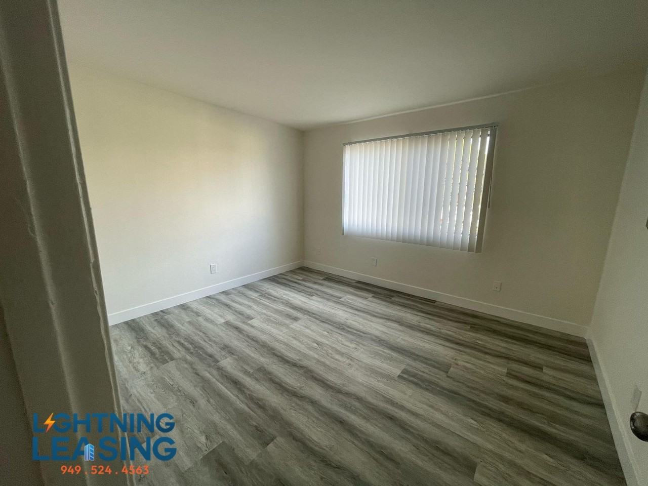 13254 Vanowen St #209D - Photo 4 of 8