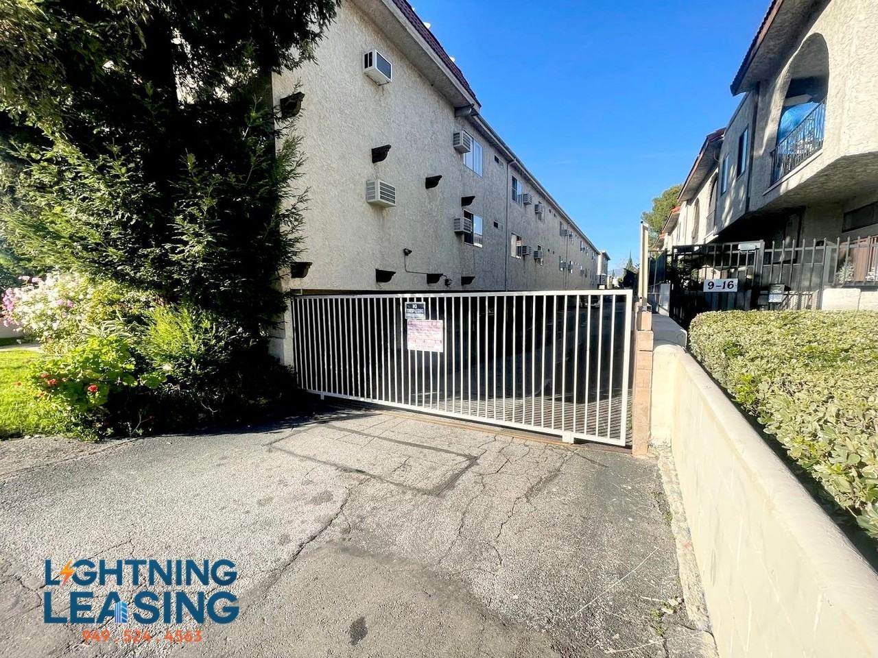 13254 Vanowen St #209D - Photo 7 of 8