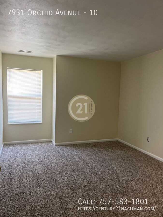 7931 Orchid Ave #10 - Photo 5 of 8