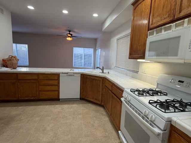 440 Hart Dr #1 - Photo 2 of 28