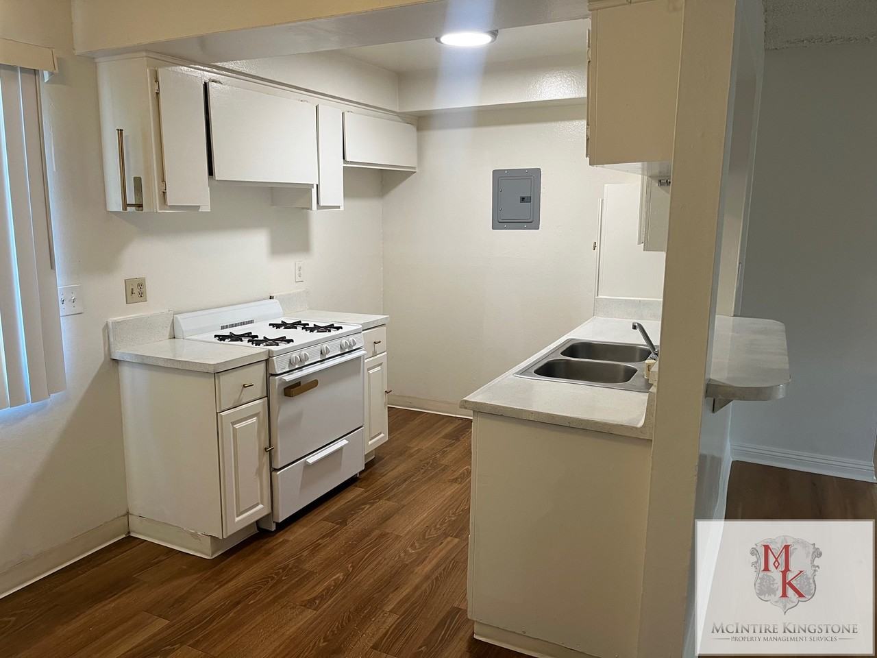 13955 Coteau Dr #25 - Photo 4 of 10