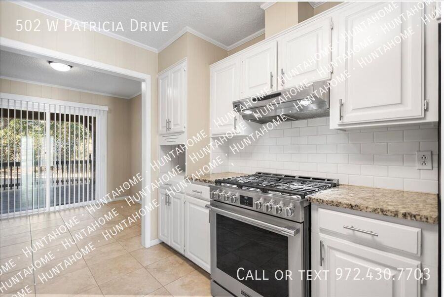 502 W Patricia Dr - Photo 2 of 41