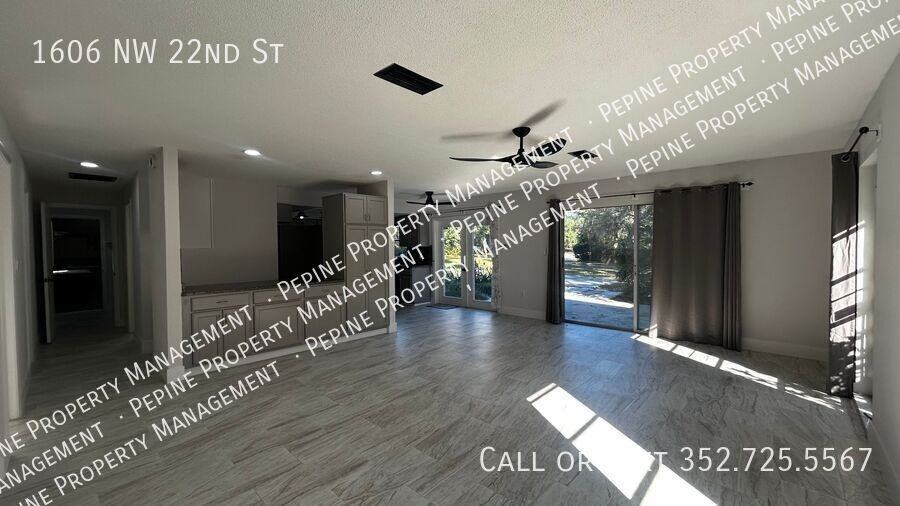 1606 Nw 22nd St - Photo 3 of 40