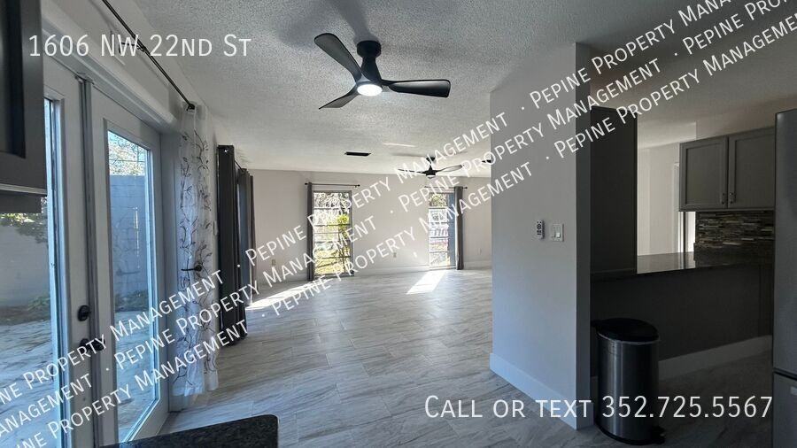 1606 Nw 22nd St - Photo 6 of 40