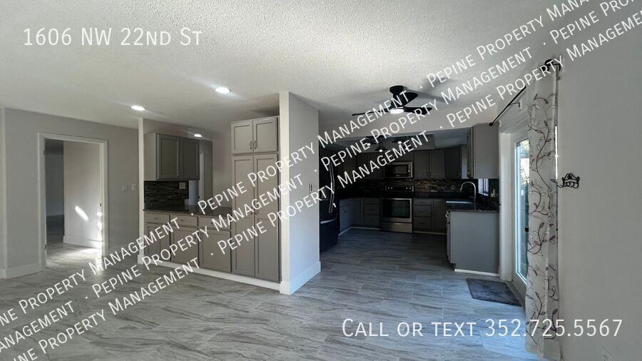 1606 Nw 22nd St - Photo 7 of 40