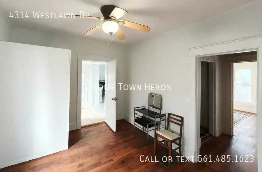 4314 Westlawn Dr - Photo 4 of 19