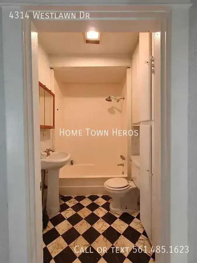 4314 Westlawn Dr - Photo 7 of 19