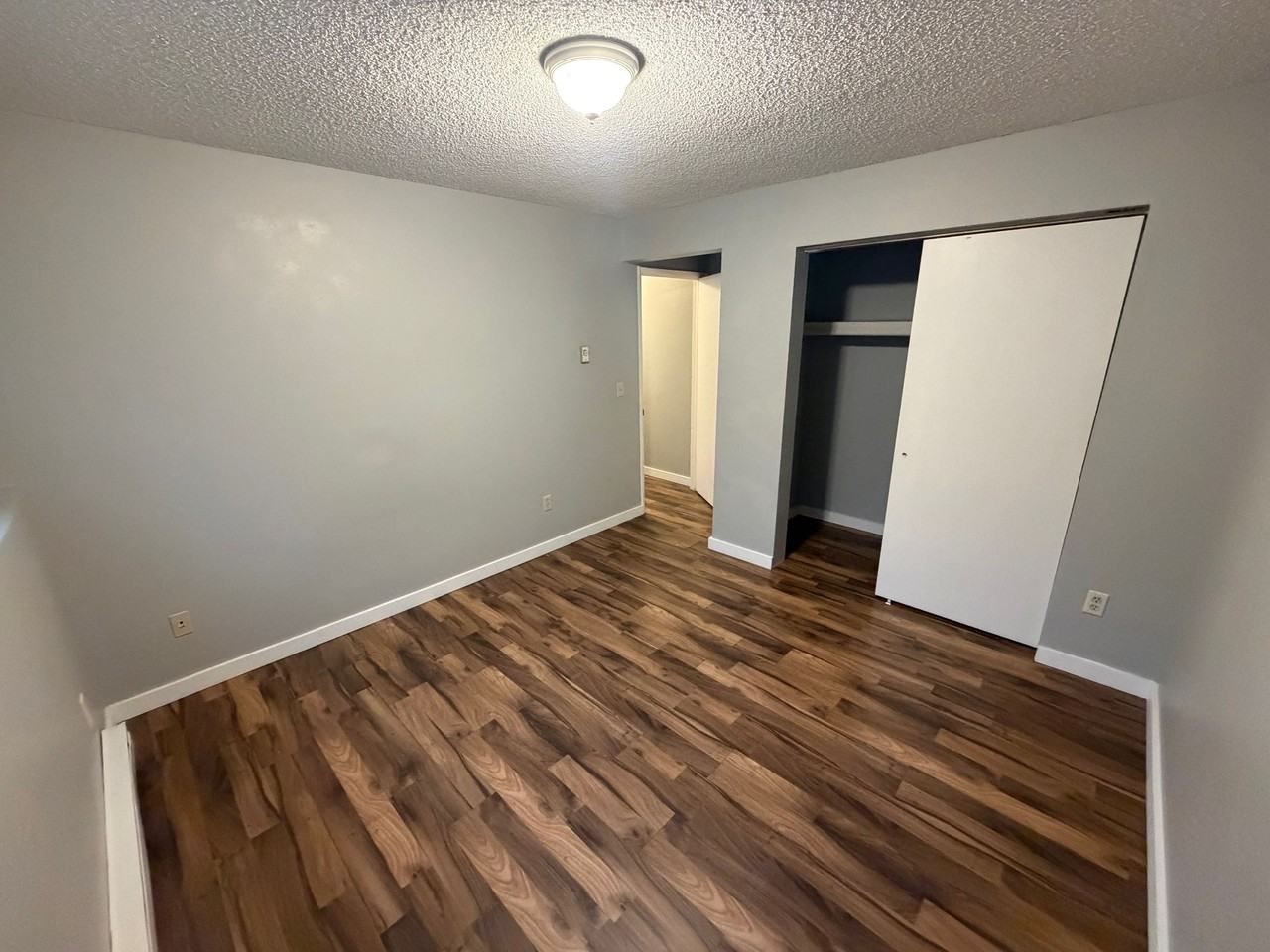 1015 South Walnut Place Apartments! - Photo 5 of 10