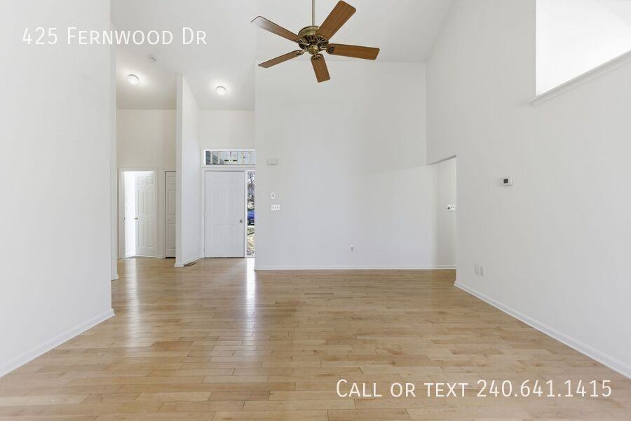 425 Fernwood Dr - Photo 4 of 35