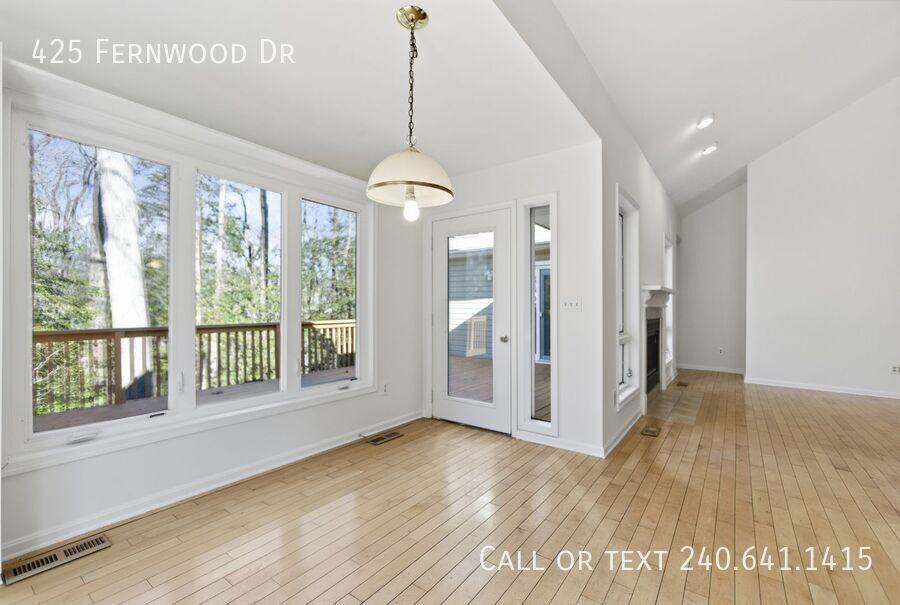 425 Fernwood Dr - Photo 5 of 35