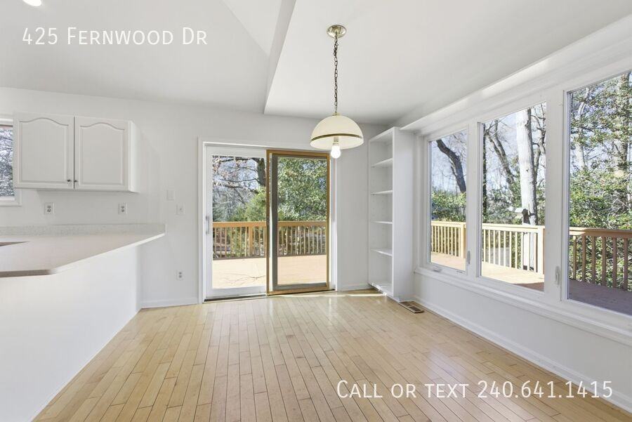 425 Fernwood Dr - Photo 6 of 35