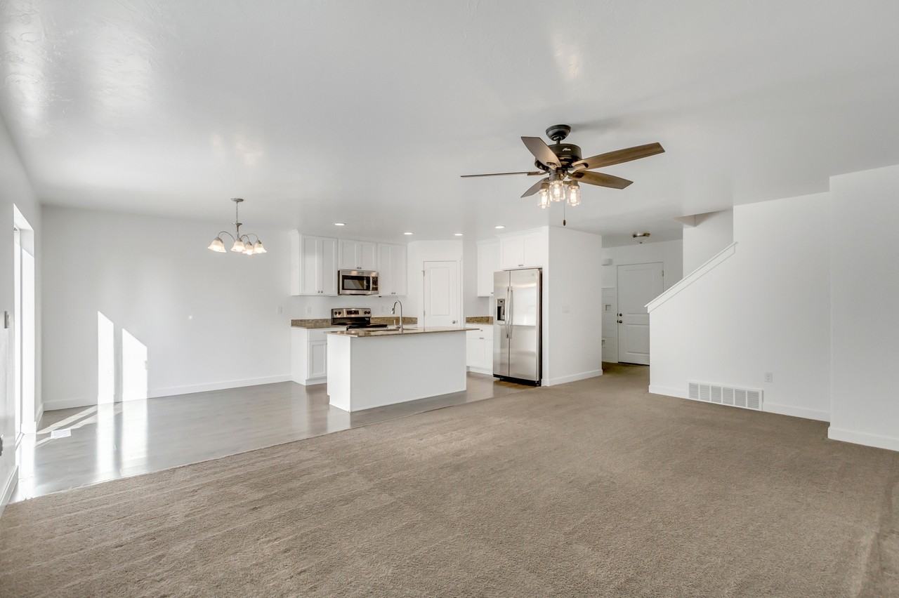 1158 S 1740 W #1 - Photo 3 of 32