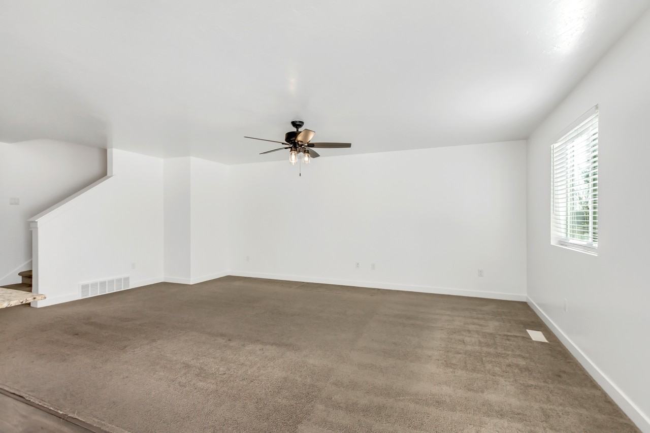 1158 S 1740 W #1 - Photo 4 of 32