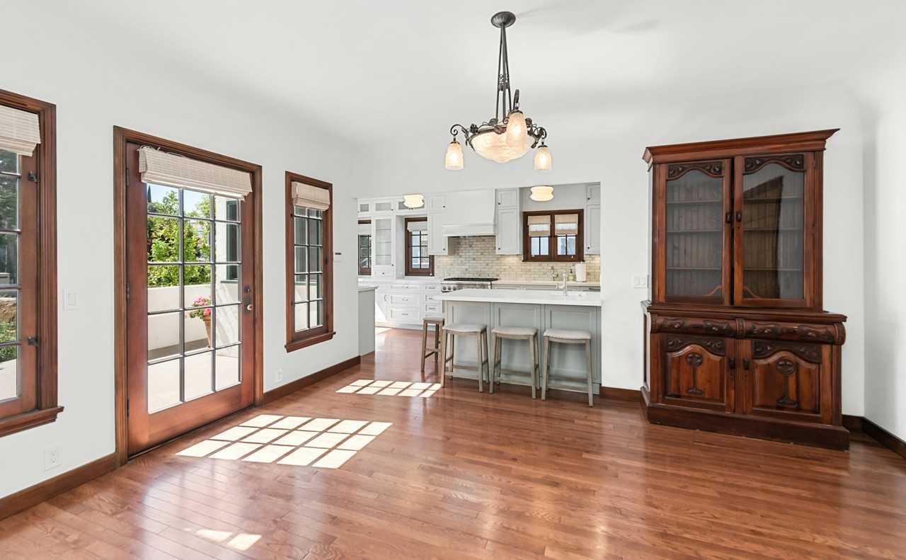 1039 Hi Point Street - Photo 4 of 28