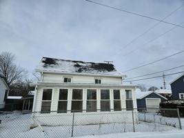 featured image of 2644 4th St